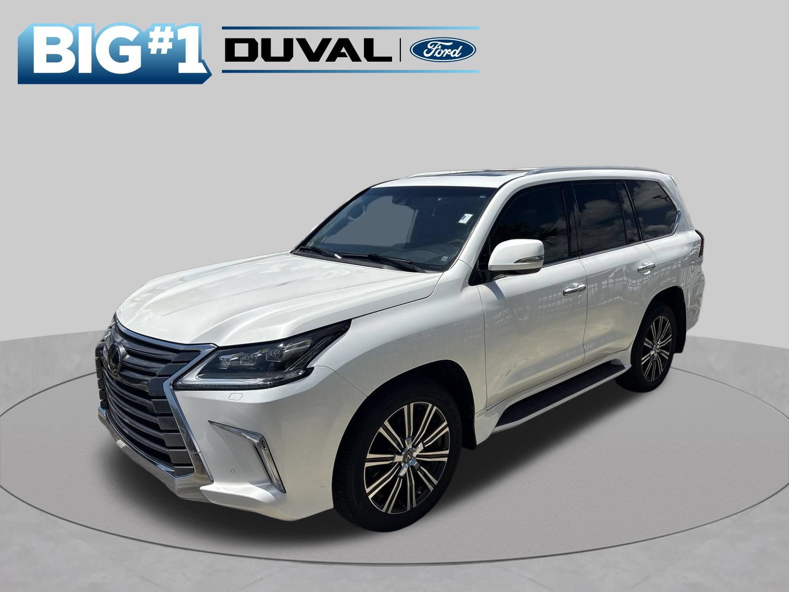 Used 2019 Lexus LX 570 4WD w/ Luxury Package image 2