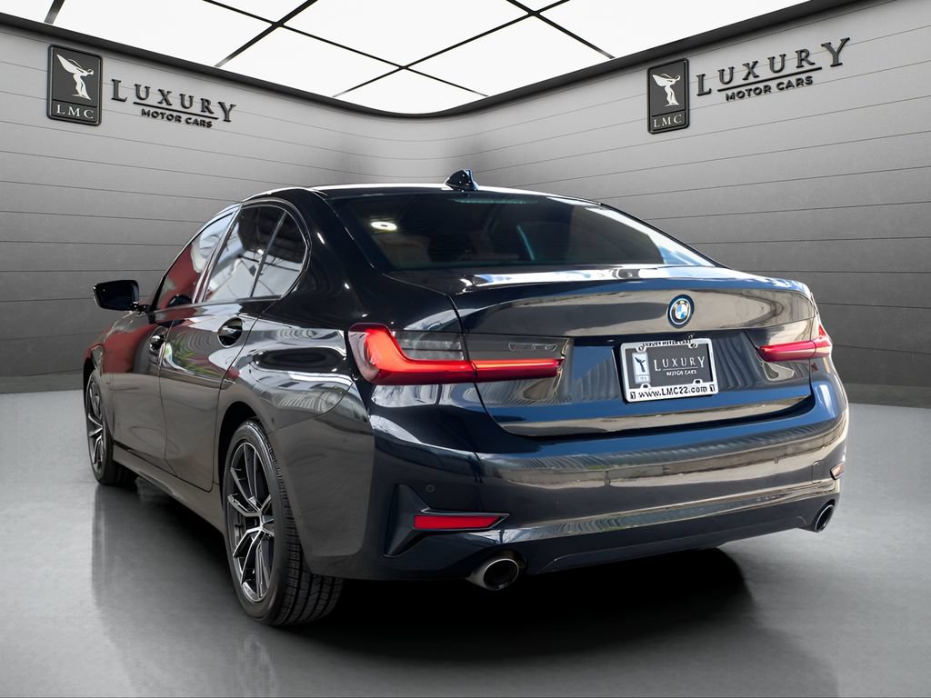 Used 2022 BMW 330e xDrive w/ Premium Package AWD/4WD image 6
