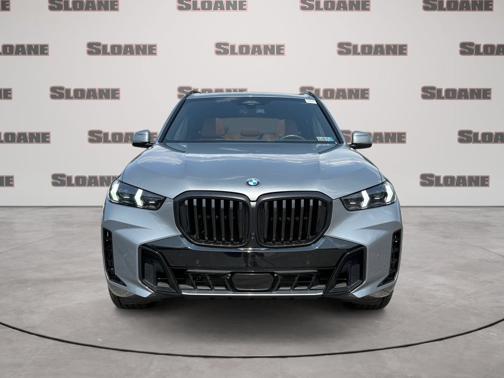 Used 2024 BMW X5 xDrive40i w/ M Sport Package AWD/4WD image 8