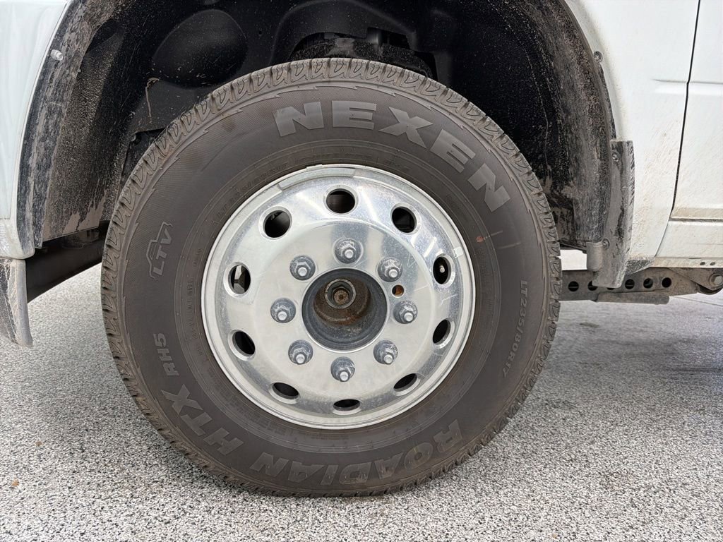 New 2026 RAM 3500 4x4 Crew Cab DRW image 7