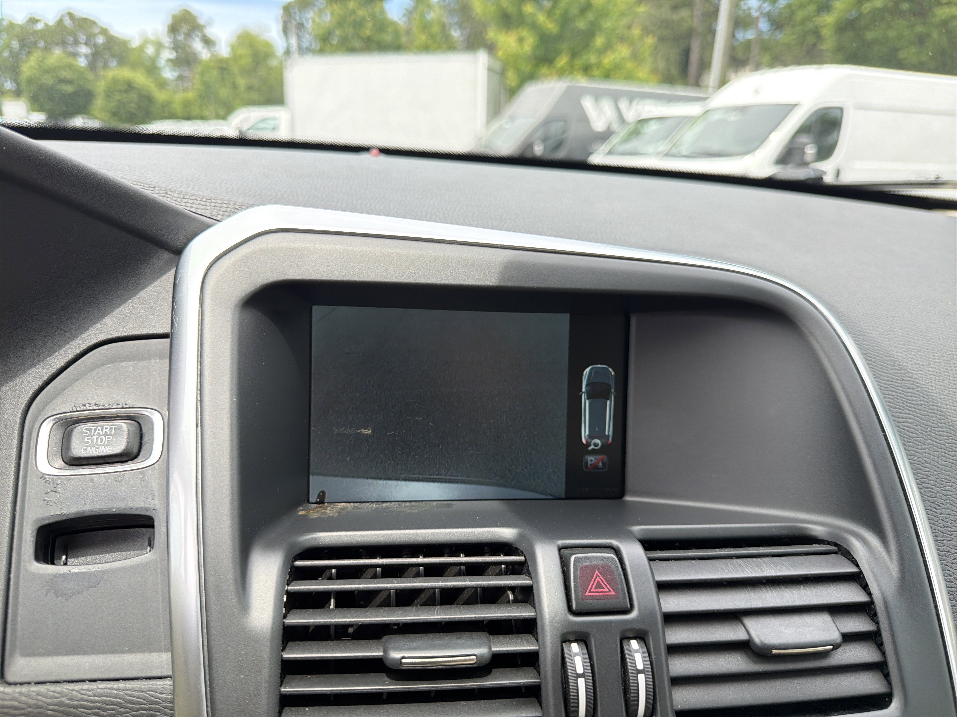Used 2015 Volvo XC60 T5 Premier w/ Proximity Package FWD image 33