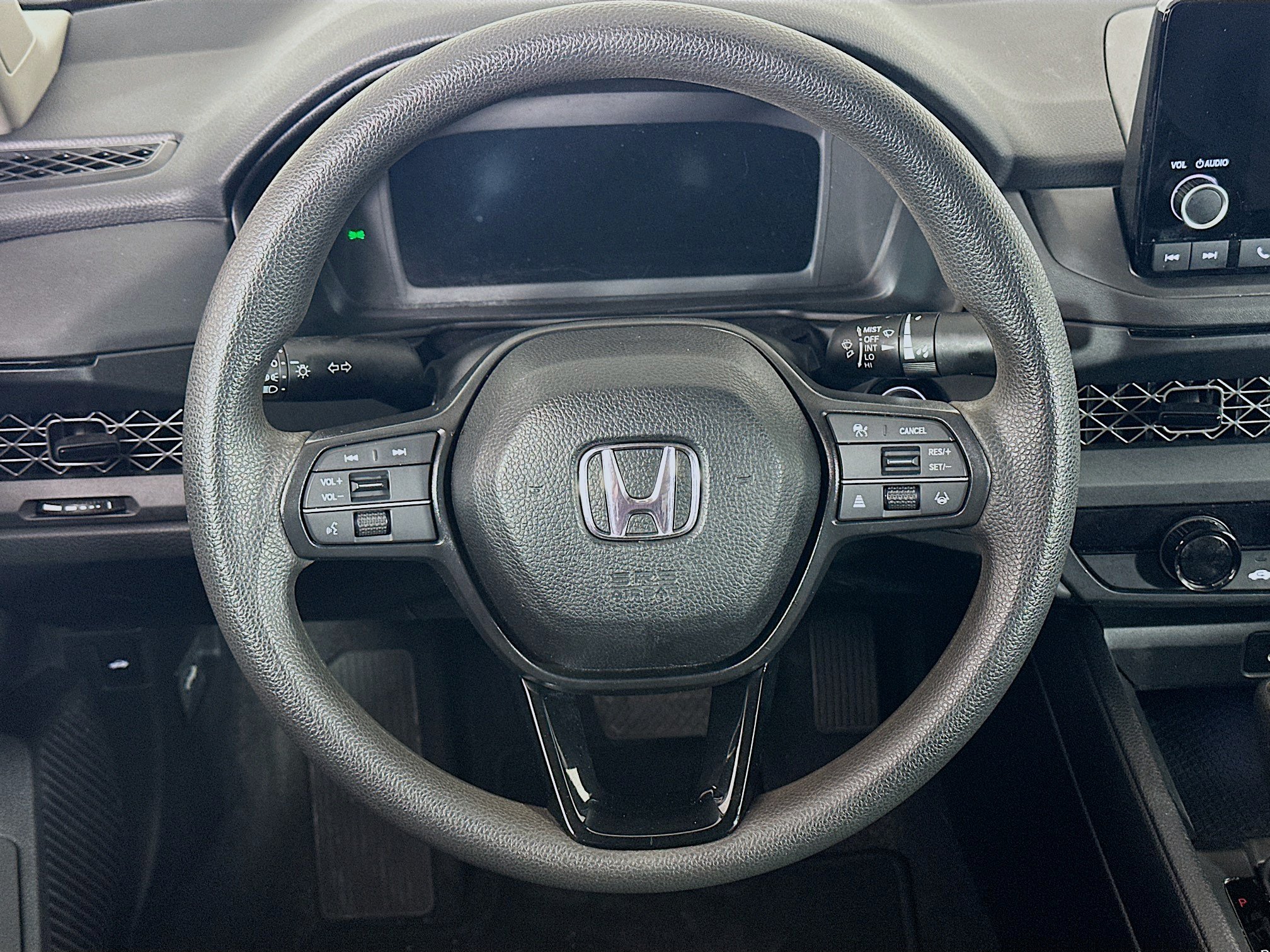 Used 2025 Honda Accord LX image 18