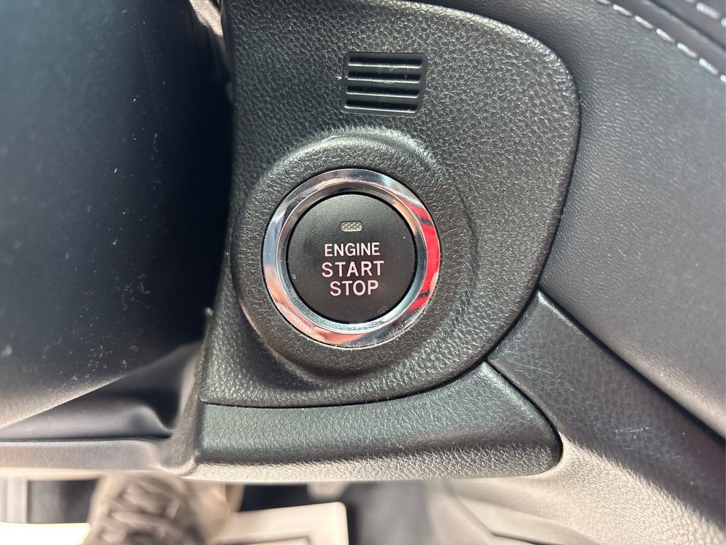 Used 2022 Subaru Outback Premium image 32