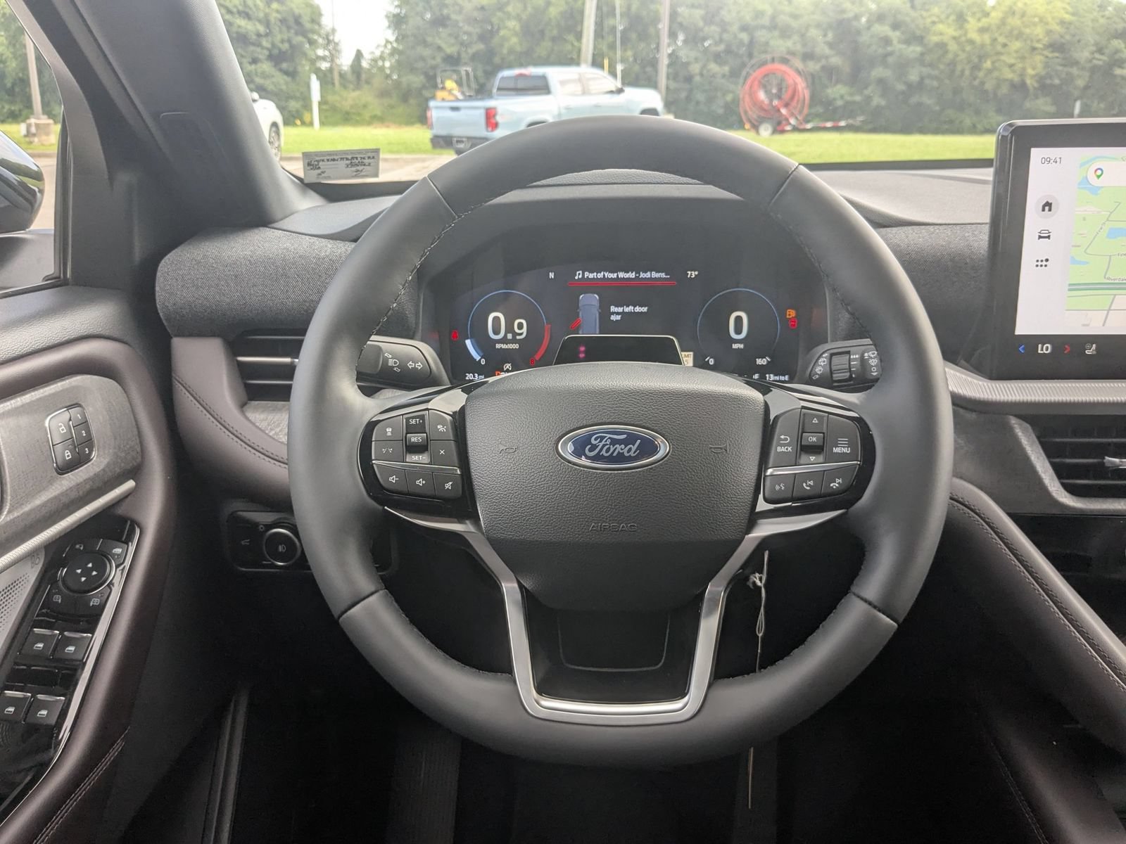 New 2026 Ford Explorer Platinum w/ LUX Leather Package AWD/4WD image 33