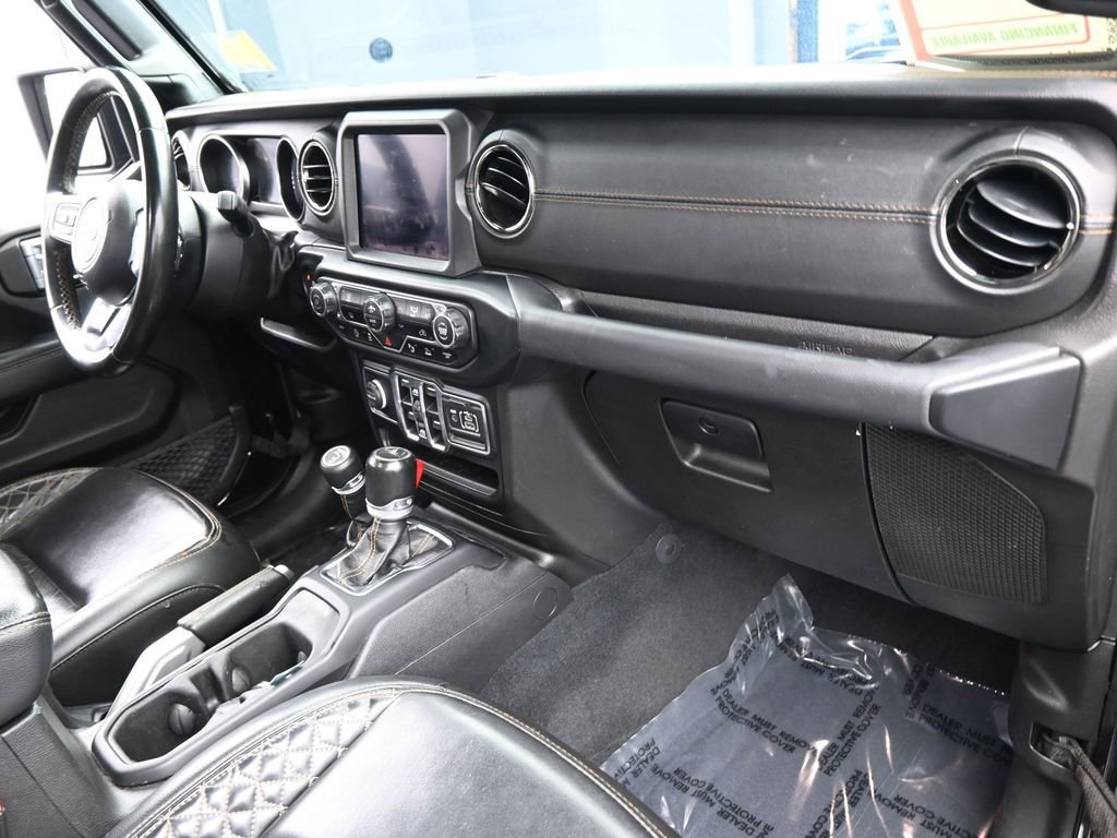 Used 2022 Jeep Gladiator Overland image 39