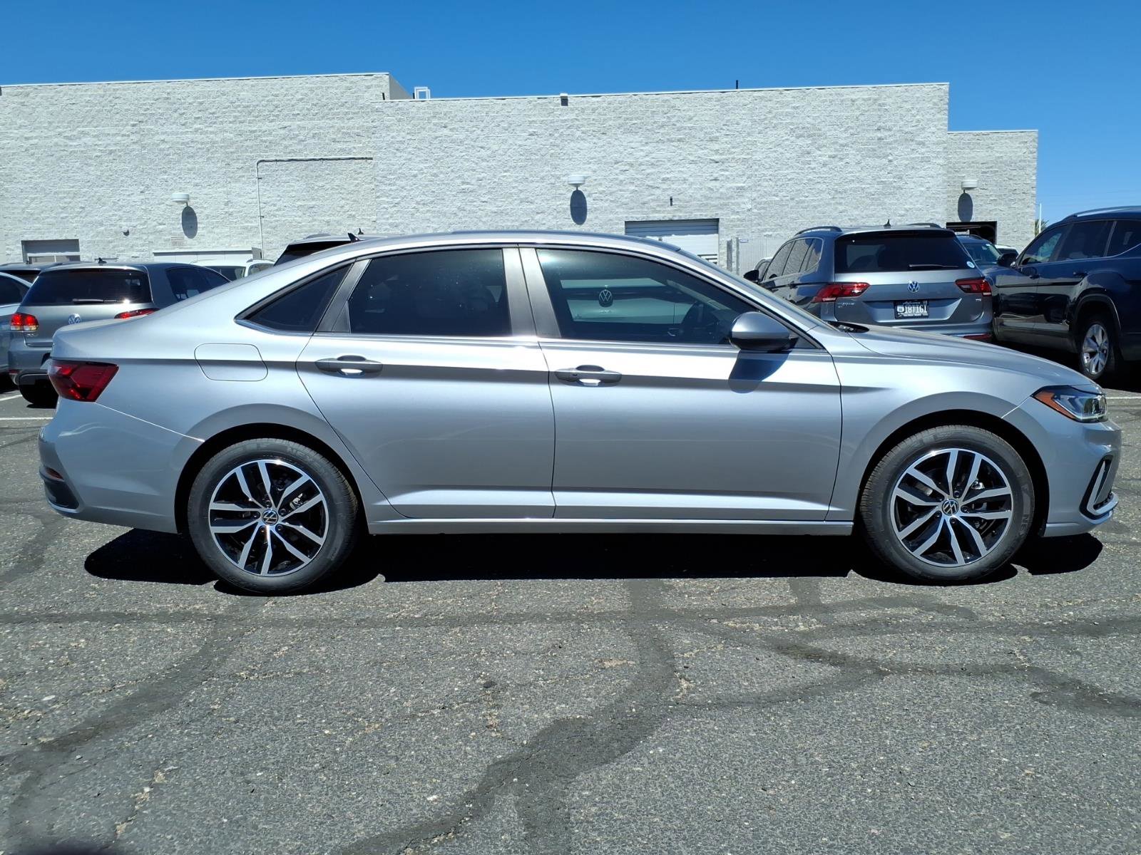 New 2026 Volkswagen Jetta SE image 7