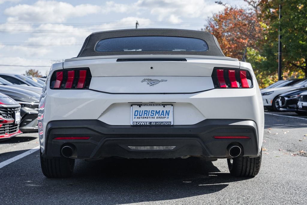 Used 2024 Ford Mustang Premium image 4