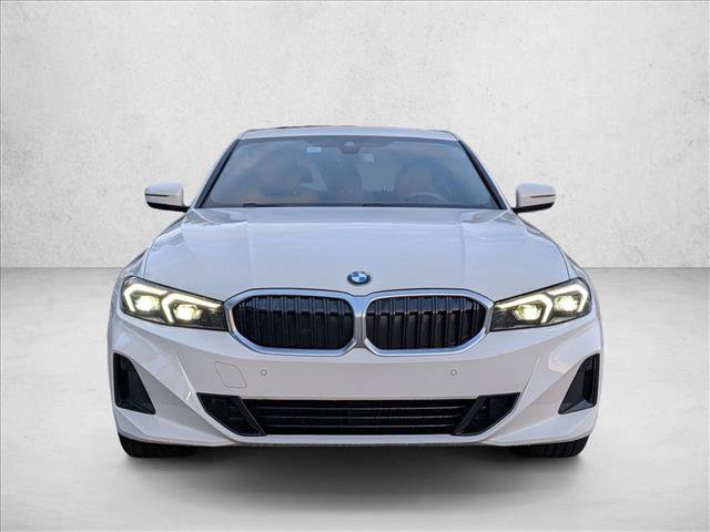 Used 2023 BMW 330i Sedan w/ Driving Assistance Package RWD image 2