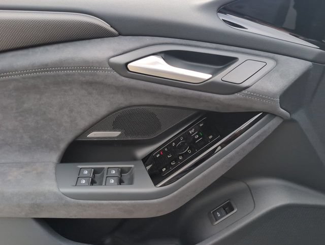 New 2027 Audi S6 e-tron Prestige AWD/4WD image 13