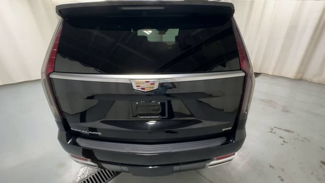 Used 2021 Cadillac Escalade Premium Luxury w/ Performance Package AWD/4WD image 7