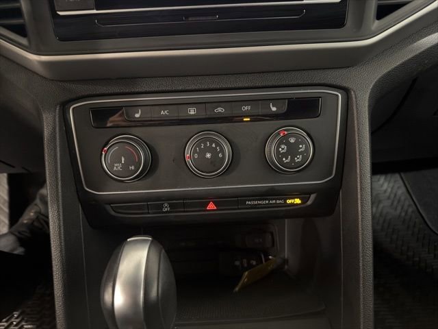 Used 2023 Volkswagen Atlas Cross Sport SE image 26