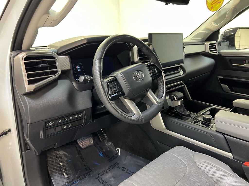 Used 2024 Toyota Tundra Limited image 16