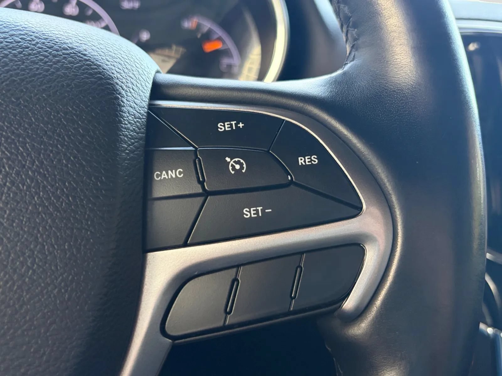 Used 2019 Jeep Grand Cherokee Limited AWD/4WD image 30