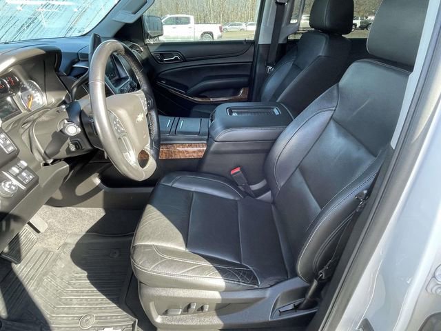 Used 2020 Chevrolet Suburban Premier AWD/4WD image 18