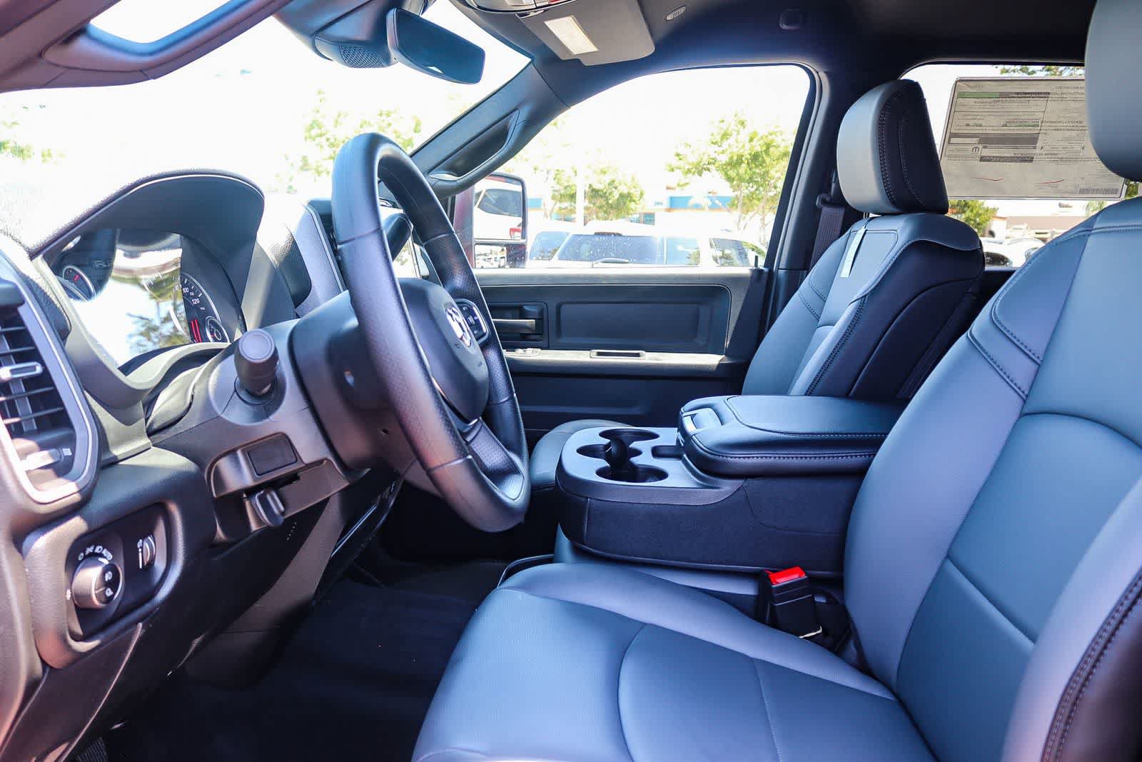 New 2026 RAM 3500 Tradesman AWD/4WD image 16
