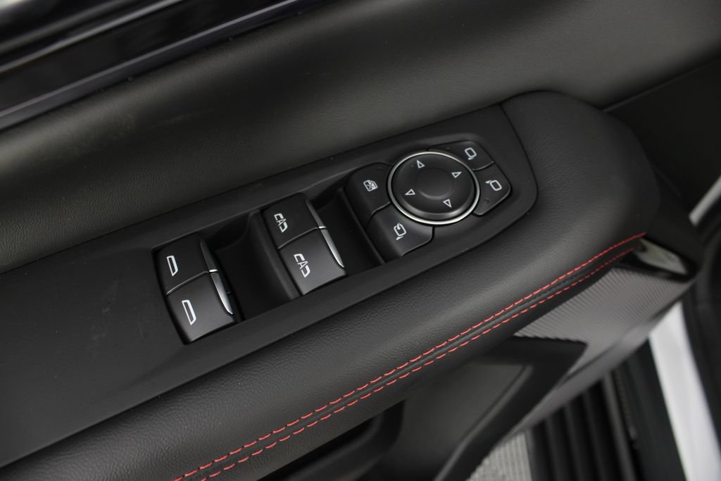 New 2026 GMC Yukon XL AT4 Ultimate AWD/4WD image 20