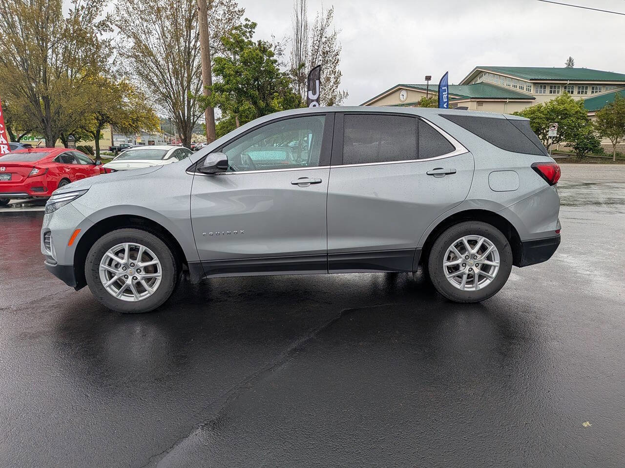Used 2024 Chevrolet Equinox LT AWD/4WD image 5