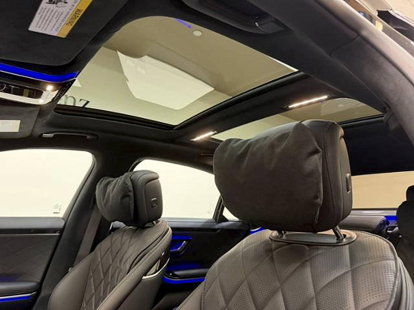 Used 2025 Mercedes-Benz S 580 4MATIC Sedan image 19