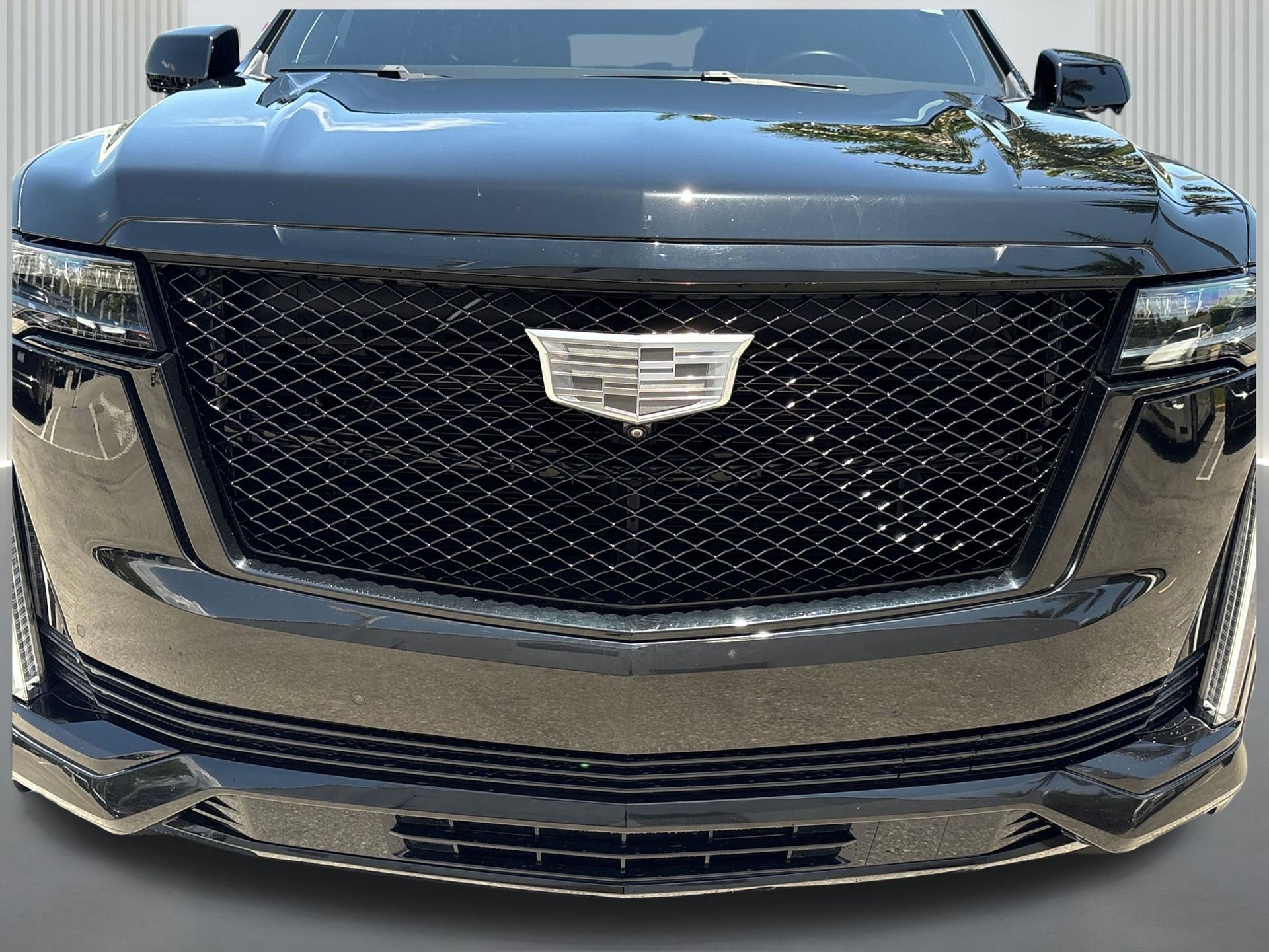 Used 2023 Cadillac Escalade Sport Platinum w/ LPO, ONYX Package AWD/4WD image 15