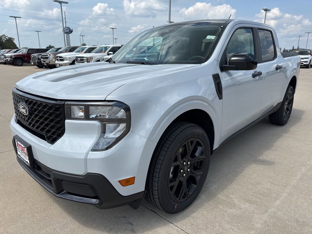 New 2025 Ford Maverick XLT w/ XLT Luxury Package image 13