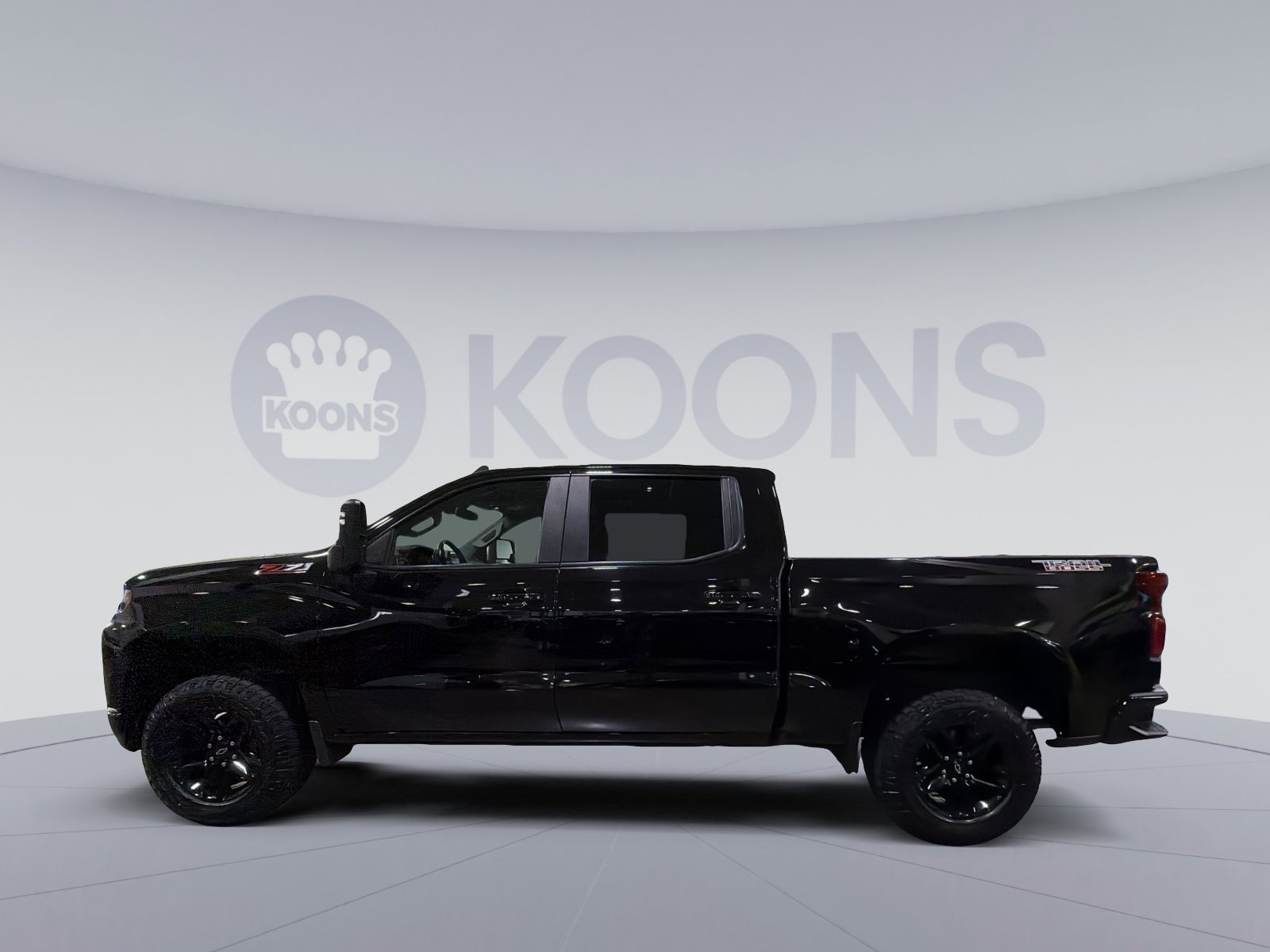 Used 2021 Chevrolet Silverado 1500 LT Trail Boss AWD/4WD image 2