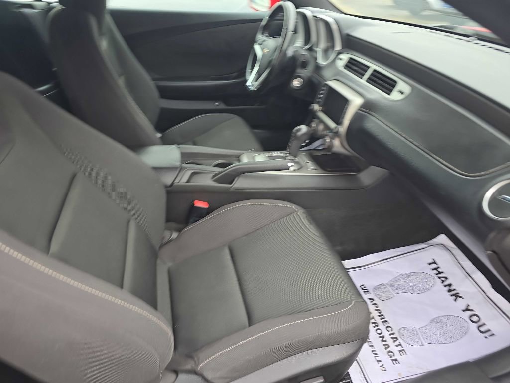 Used 2015 Chevrolet Camaro LT image 15