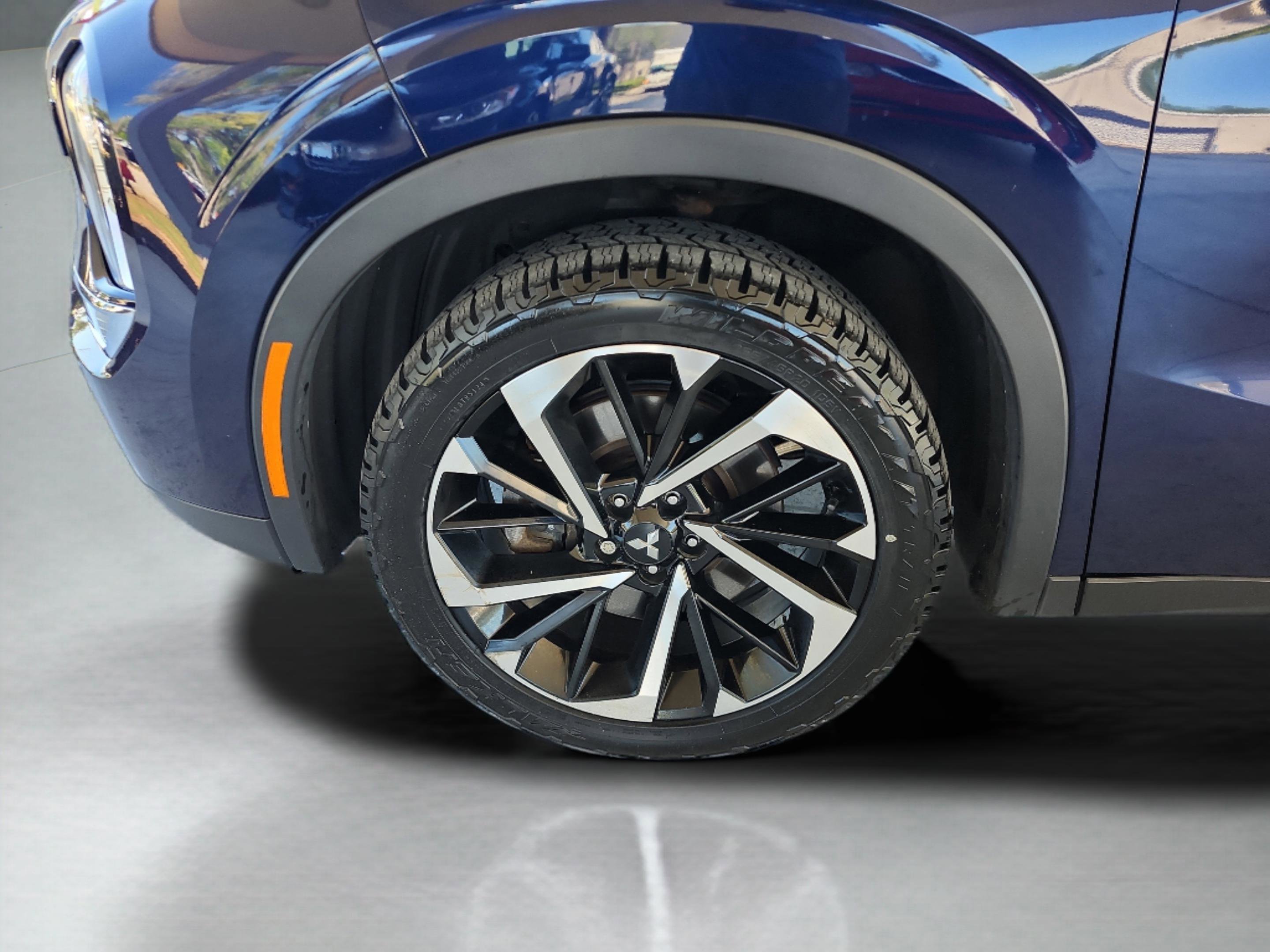 Used 2022 Mitsubishi Outlander SE image 31