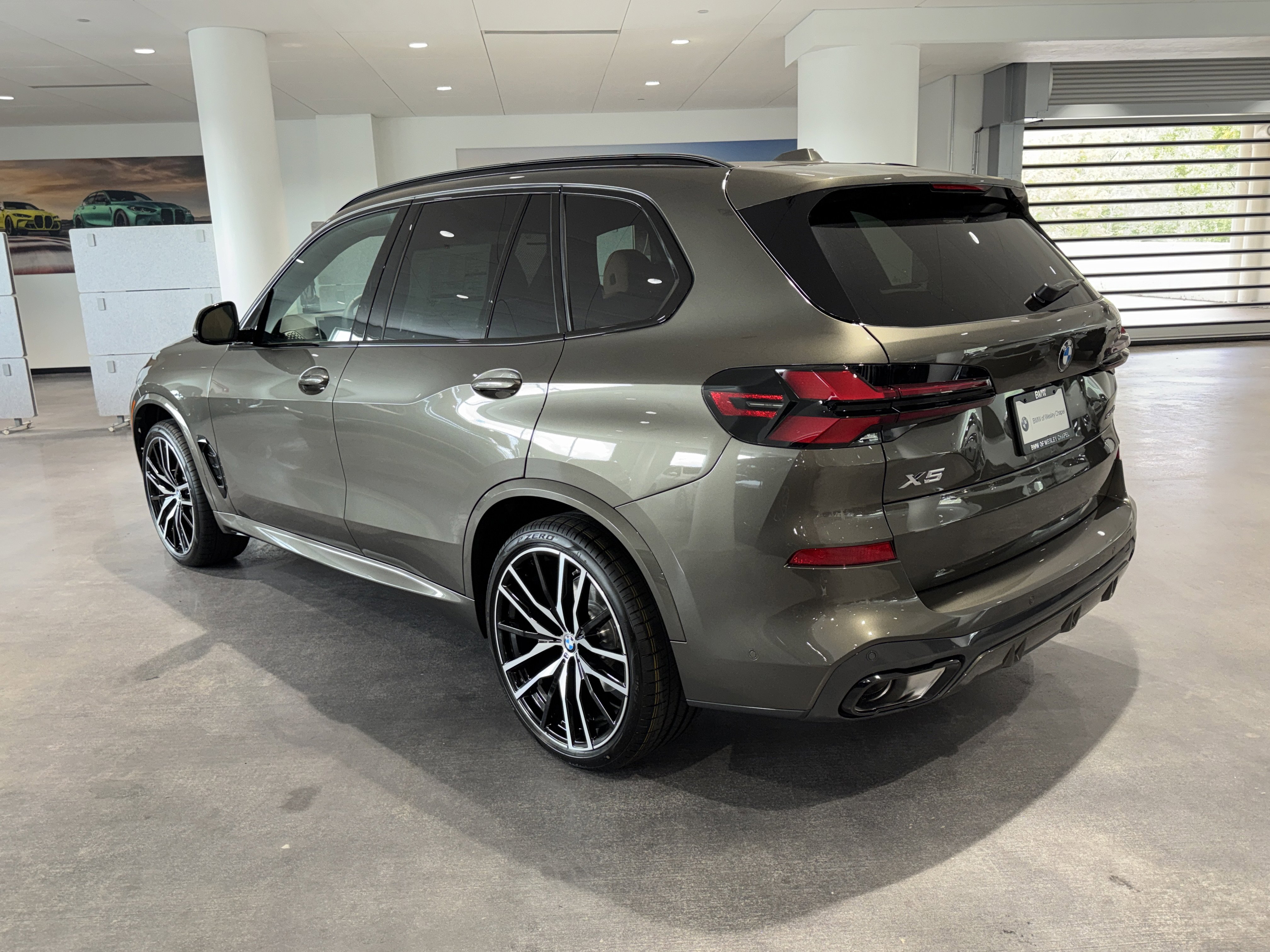 New 2026 BMW X5 sDrive40i w/ M Sport Package image 5