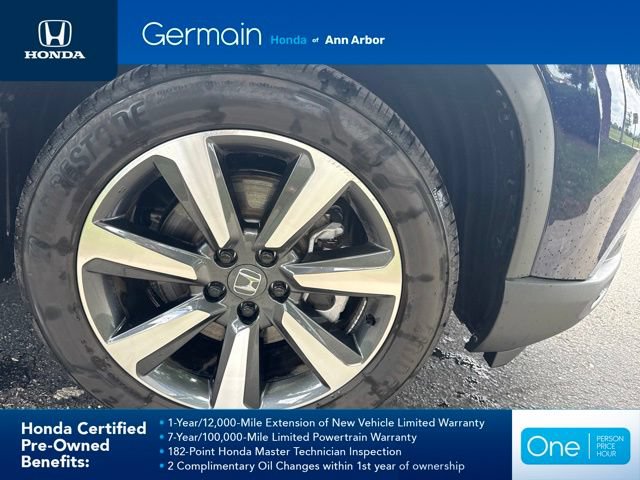 Certified 2025 Honda Pilot Touring image 10