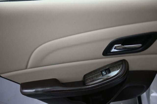 Used 2015 Chevrolet Malibu LTZ FWD image 19