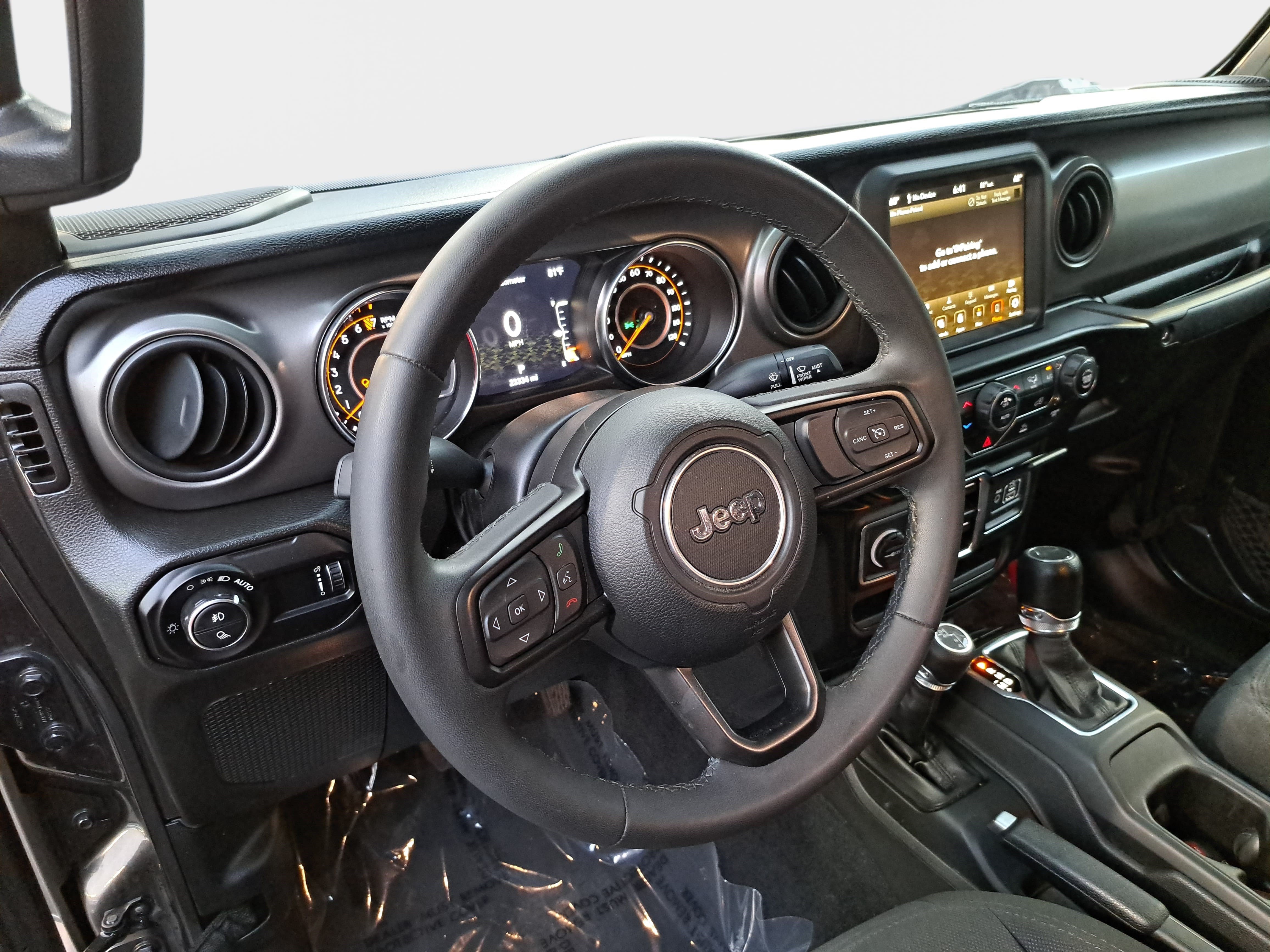 Used 2023 Jeep Gladiator Sport AWD/4WD image 16