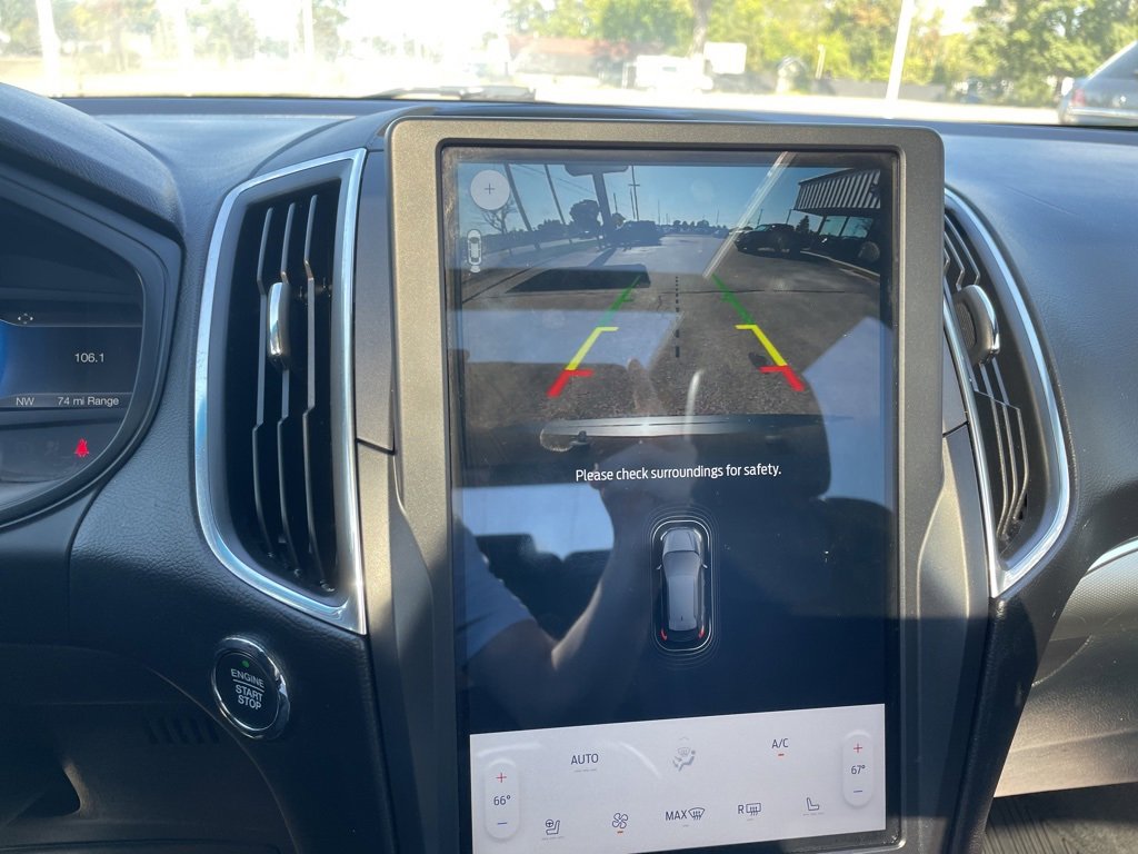 Used 2022 Ford Edge ST image 32