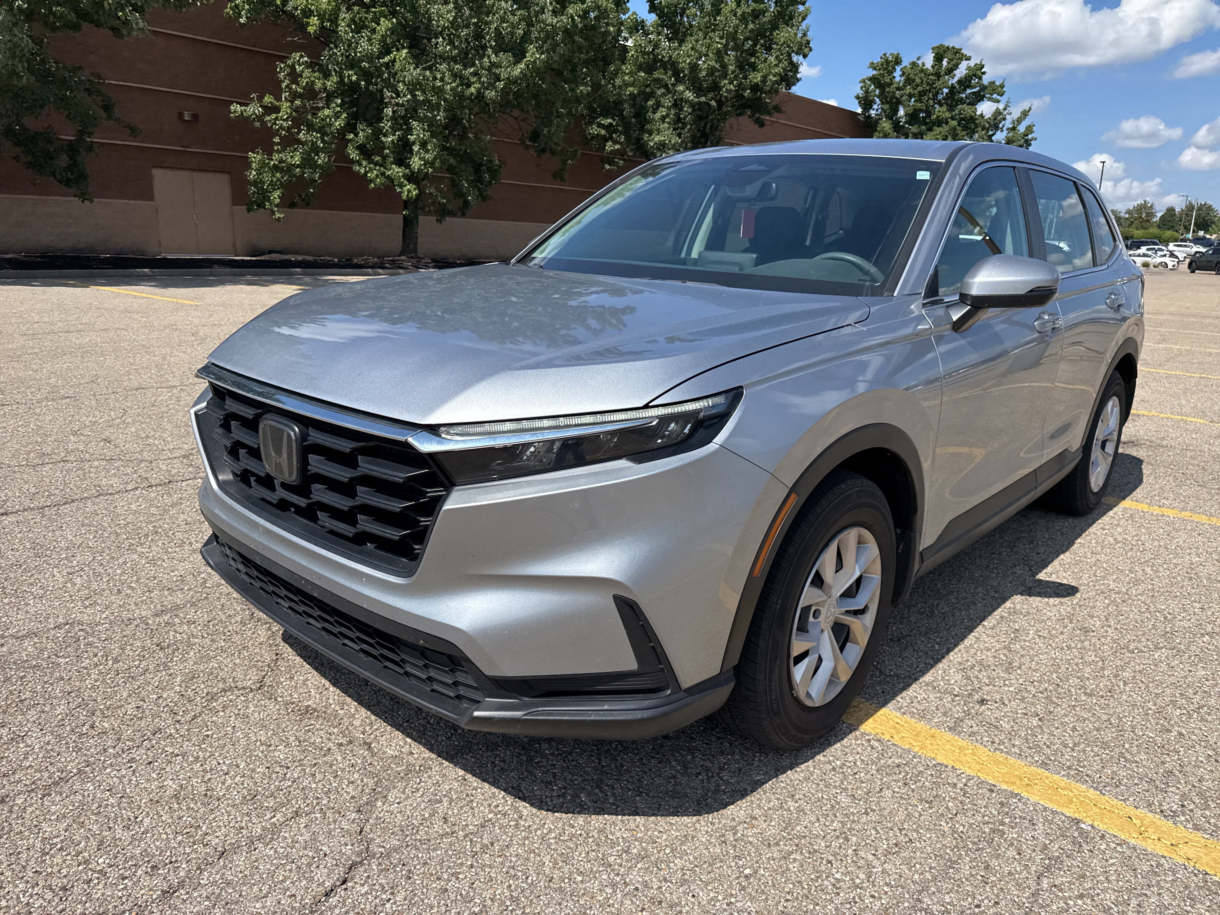 Used 2024 Honda CR-V LX image 11