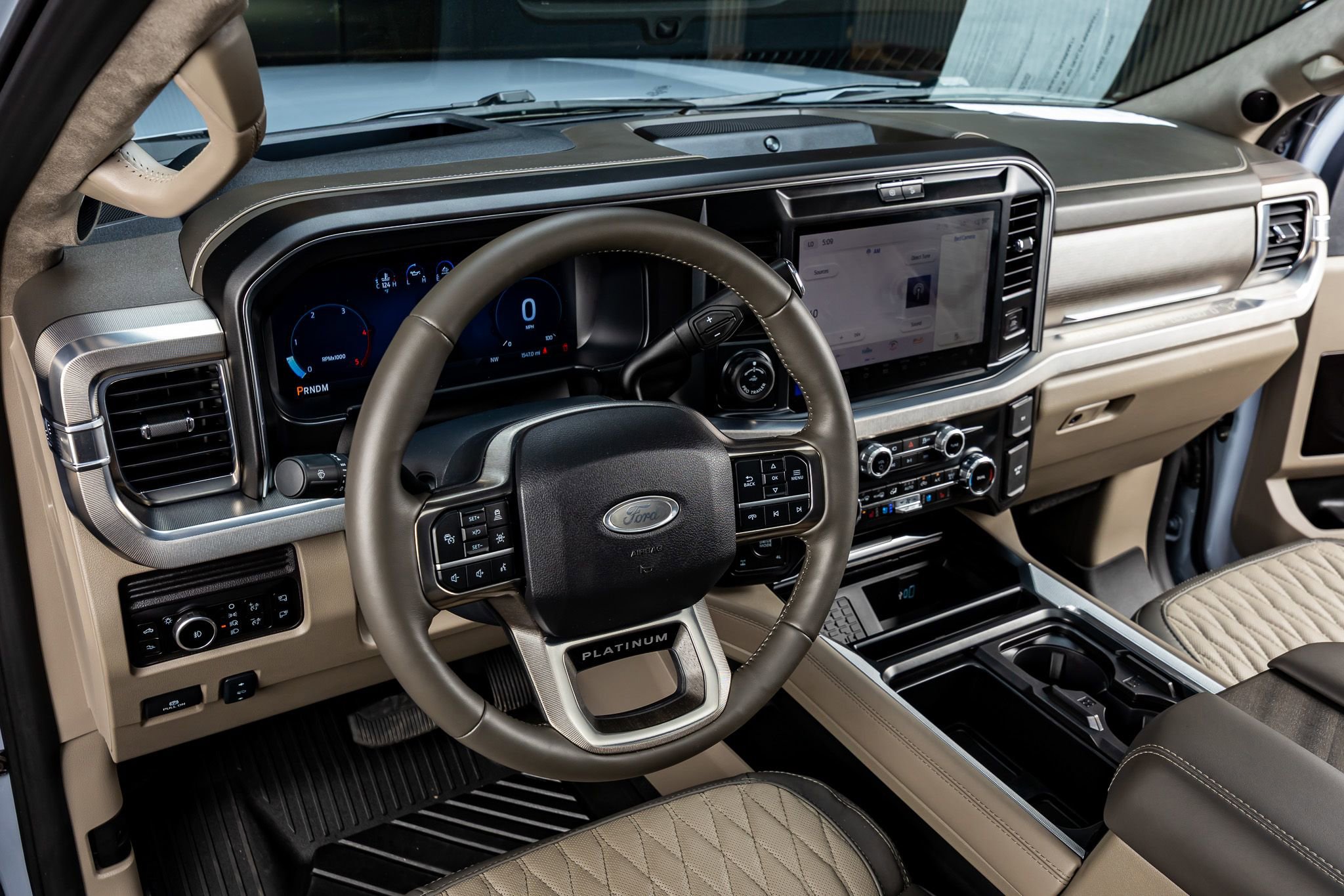 Used 2026 Ford F250 Platinum w/ Platinum Plus Package image 16