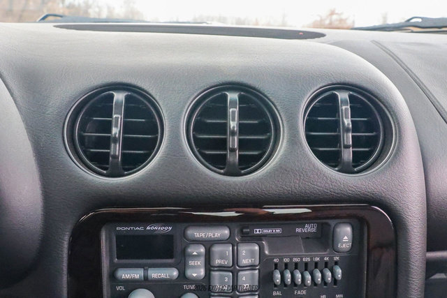 Used 2001 Pontiac Firebird Trans Am image 40