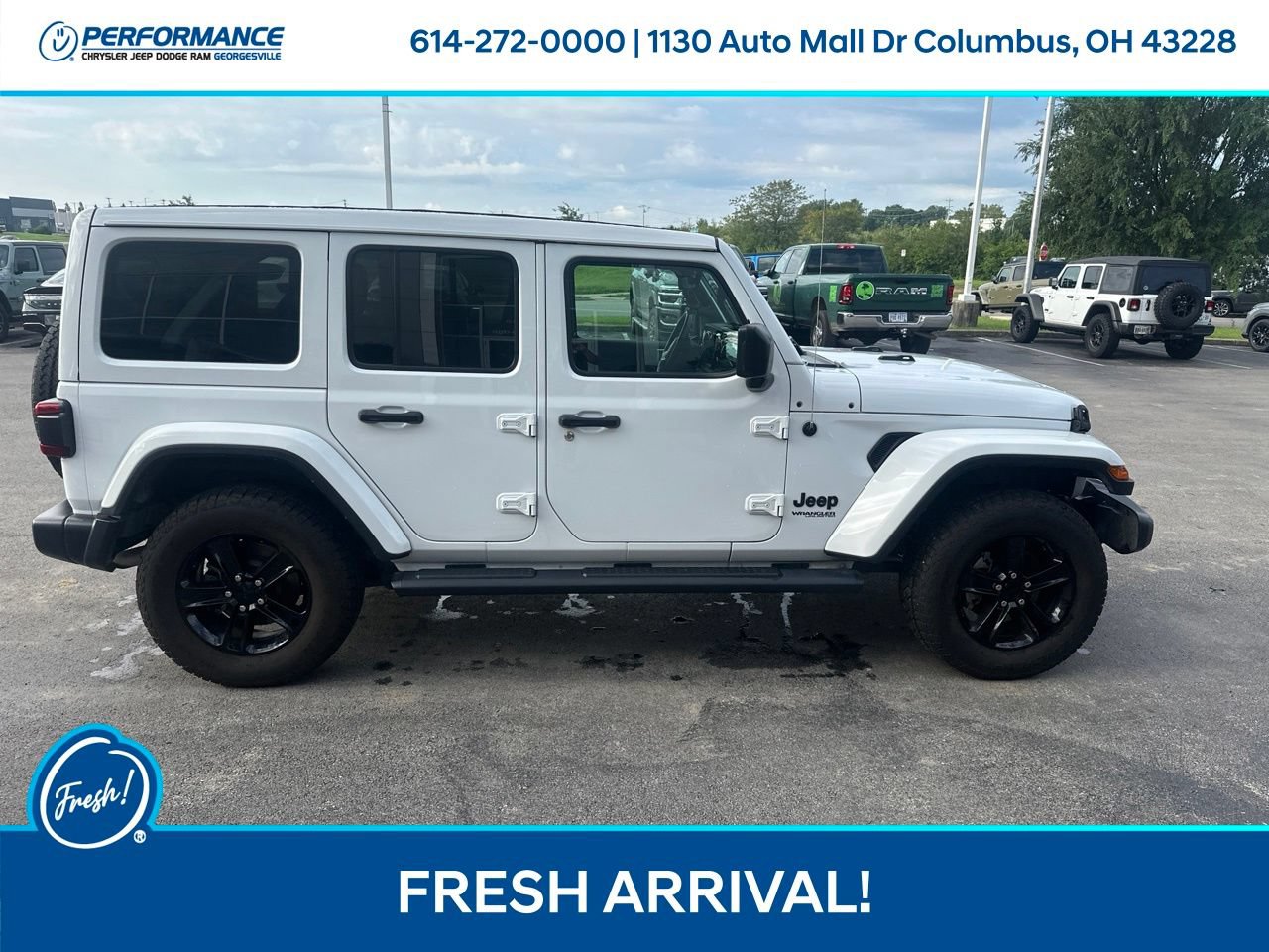 Used 2021 Jeep Wrangler Unlimited Sahara AWD/4WD image 3