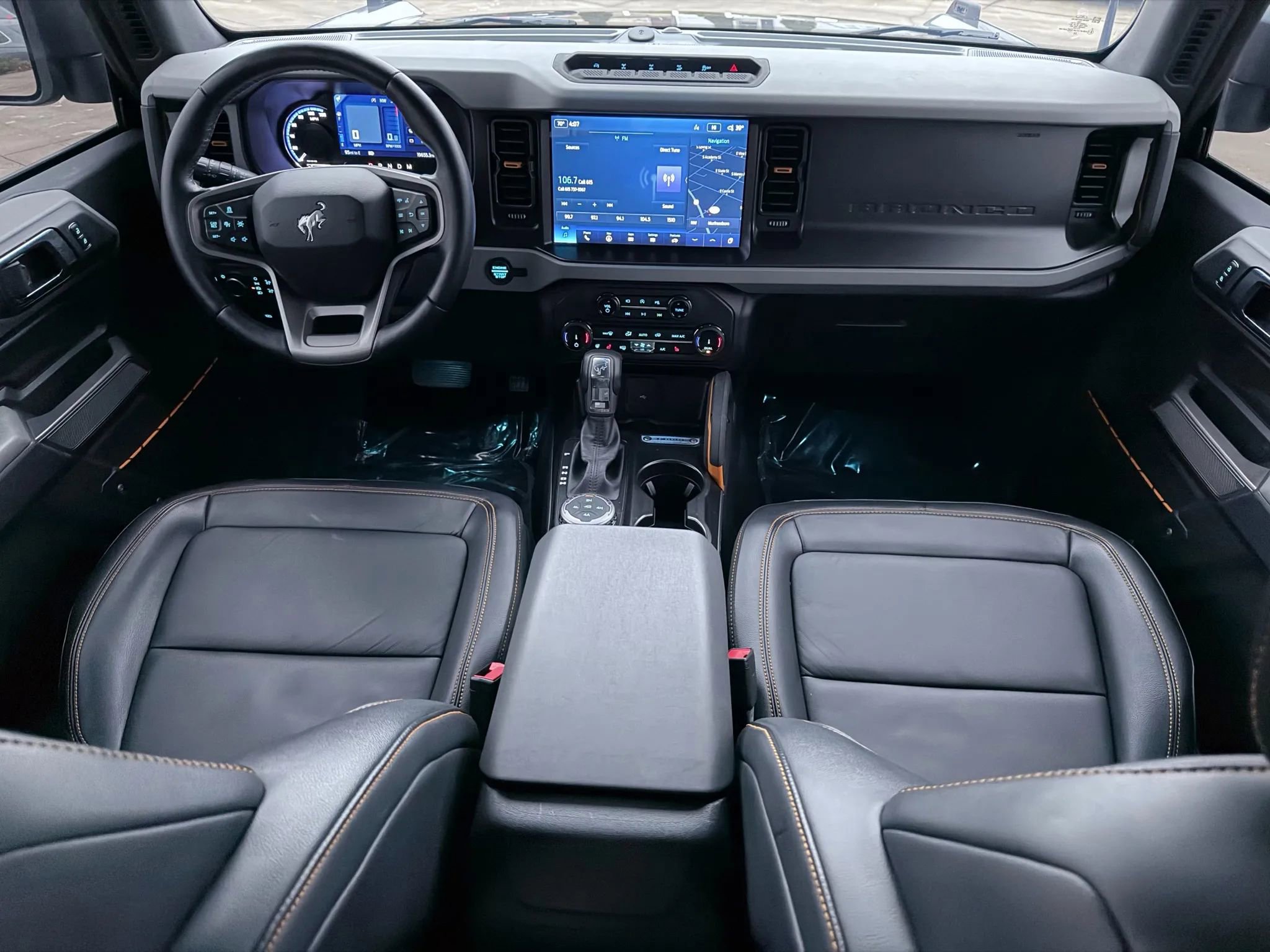 Used 2022 Ford Bronco Badlands image 11