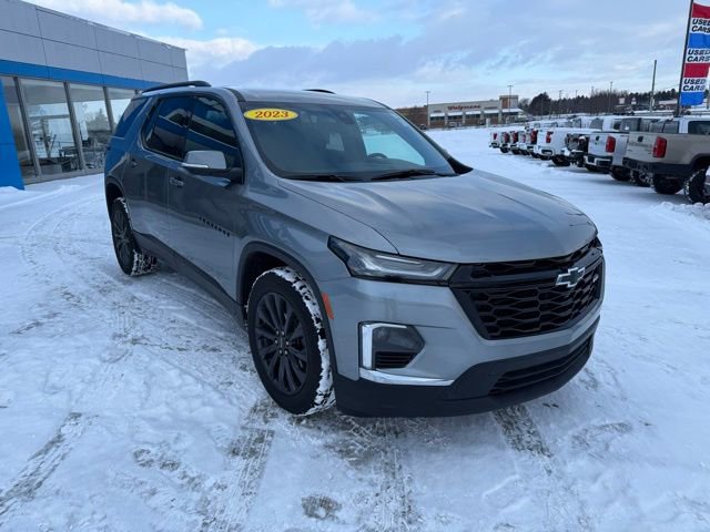 Used 2023 Chevrolet Traverse RS w/ LPO, Floor Liner Package image 7