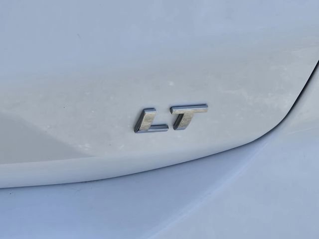 Used 2020 Chevrolet Equinox LT FWD image 16