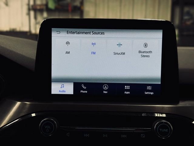 Used 2022 Ford Escape Titanium AWD/4WD image 32