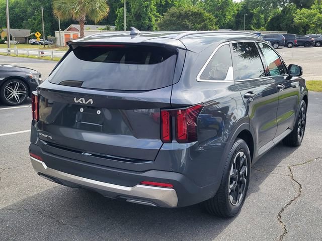 Used 2024 Kia Sorento S FWD image 2