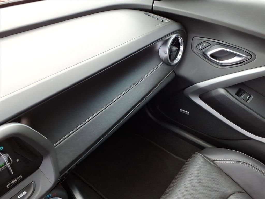 Used 2017 Chevrolet Camaro LT w/ RS Package image 27