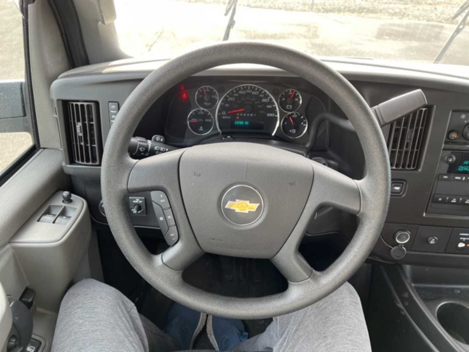 Used 2021 Chevrolet Express 2500 w/ Driver Convenience Package RWD image 16