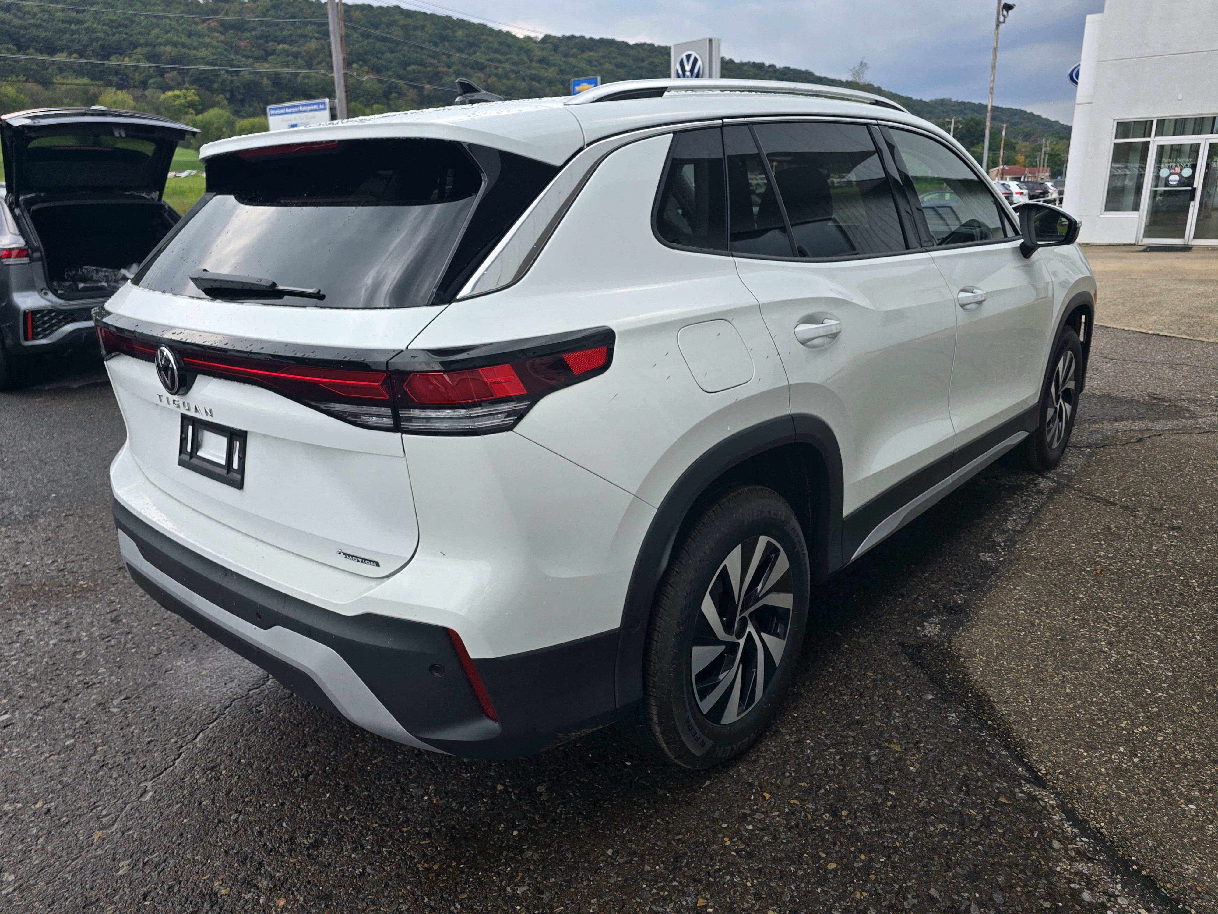 New 2026 Volkswagen Tiguan S AWD/4WD image 5
