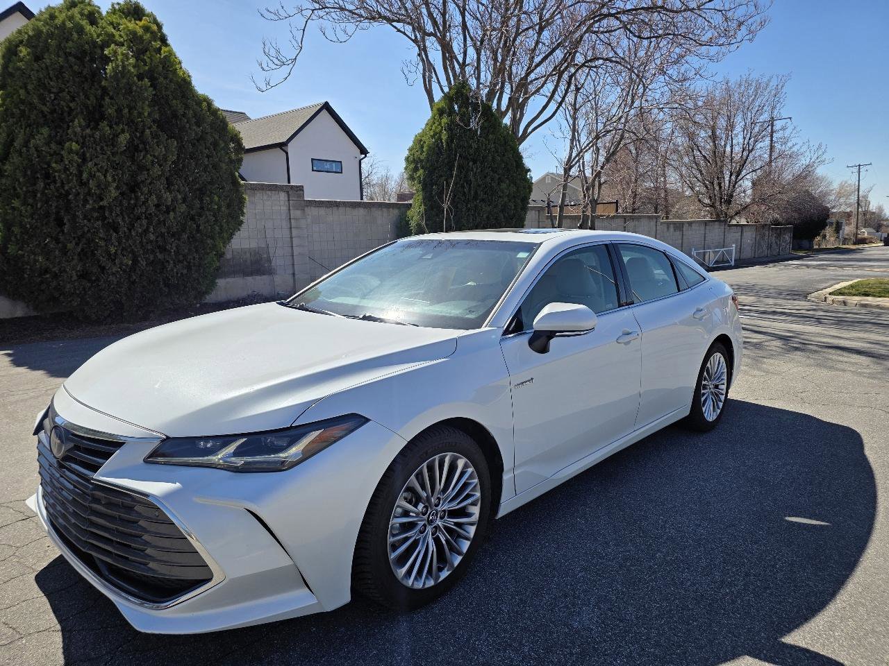 Used 2020 Toyota Avalon Limited w/ Advanced Safety Package FWD image 7