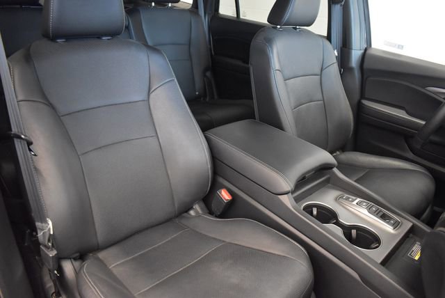 Used 2024 Honda Passport EX-L image 6