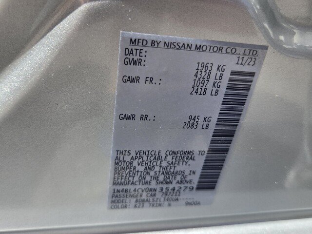 Used 2024 Nissan Altima 2.5 SR FWD image 16