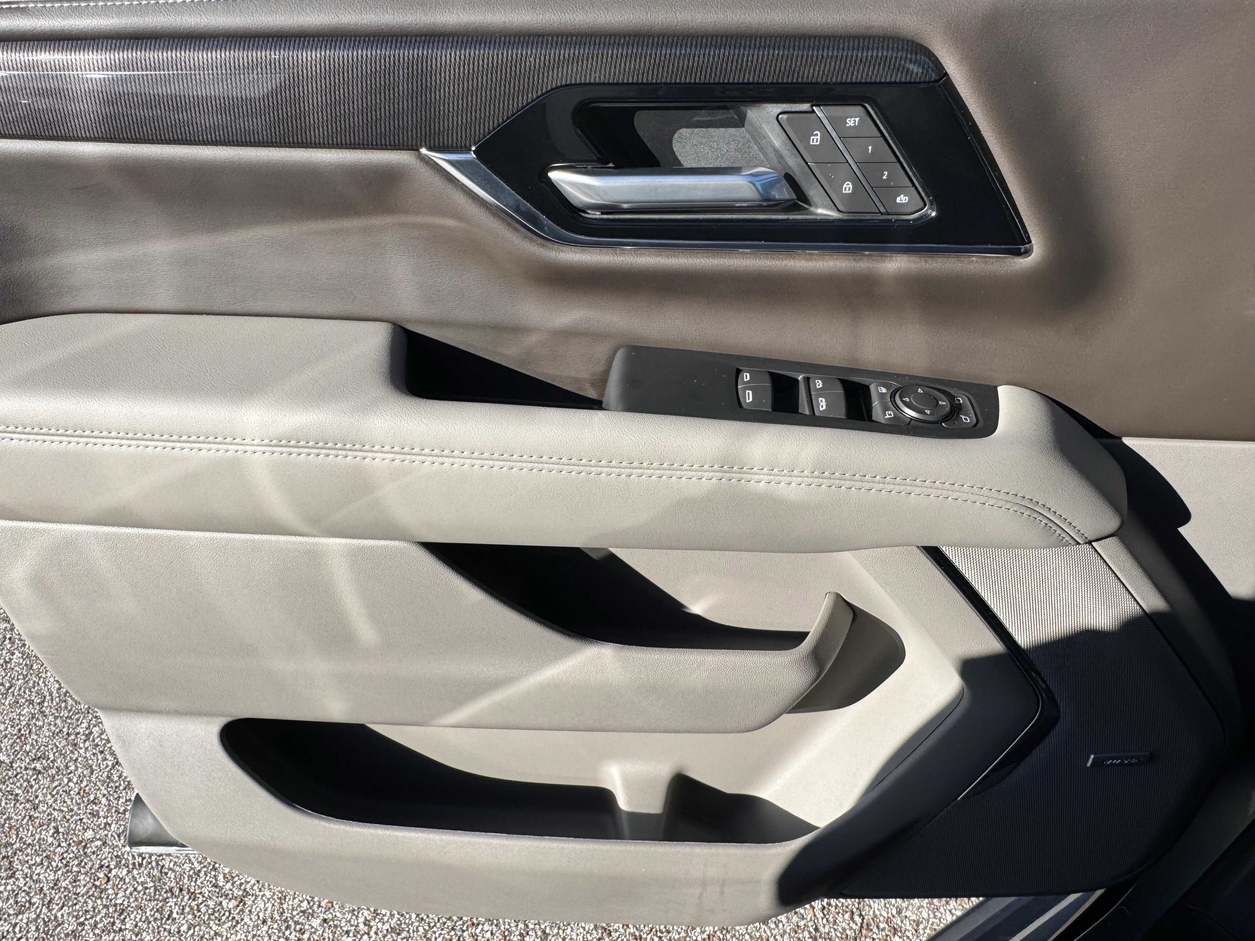 Used 2026 GMC Yukon Elevation w/ Elevation Premium Package image 15