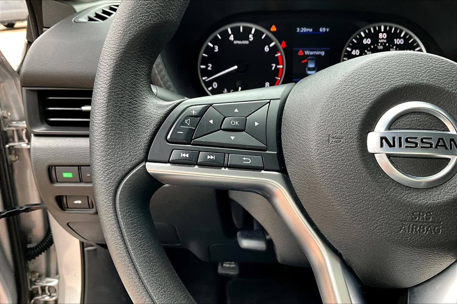 Used 2021 Nissan Sentra S FWD image 23
