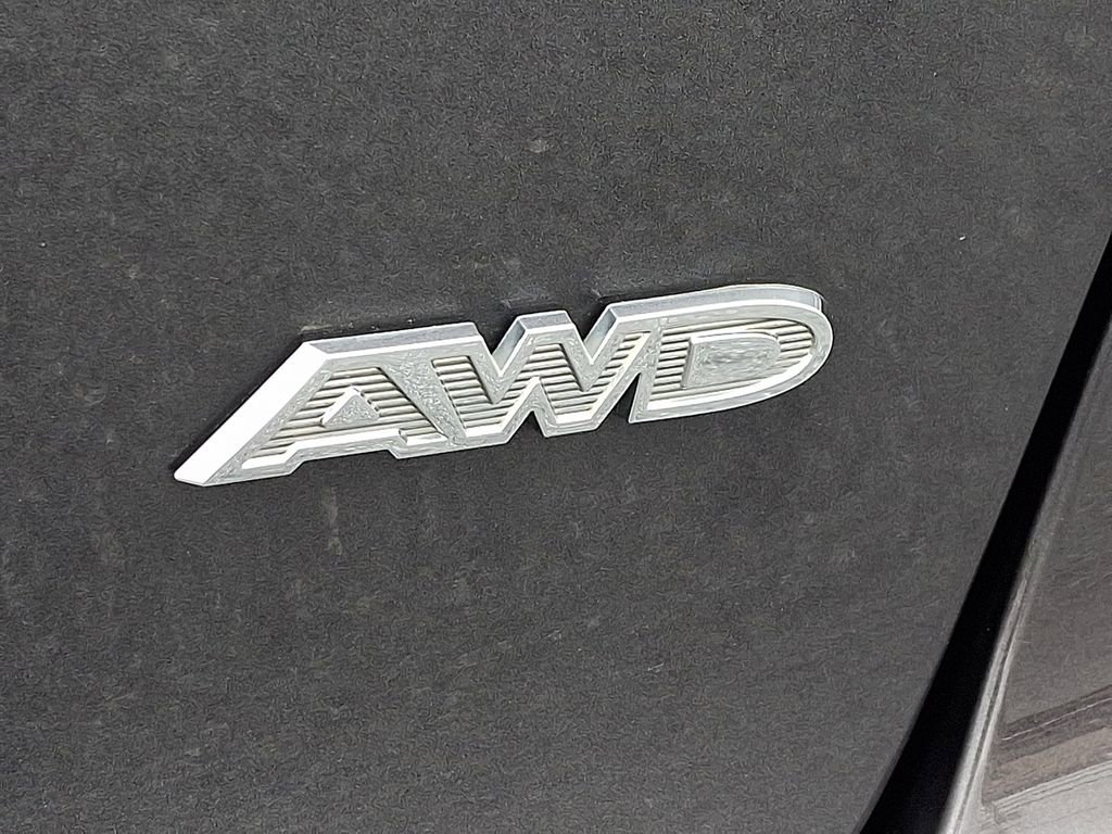 Used 2022 Chrysler Pacifica Touring-L AWD/4WD image 35